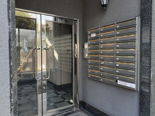 13/20 エントランス