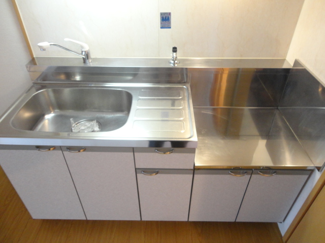 23/30 エントランス