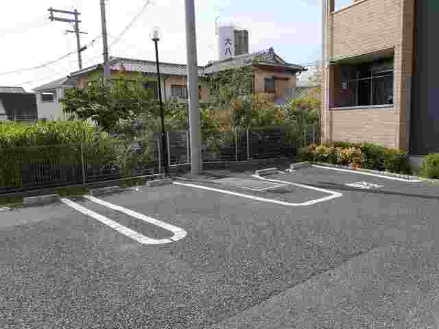 14/20 駐車場