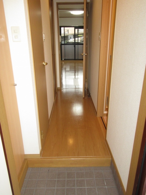 5/22 玄関