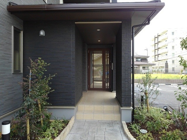 13/20 エントランス