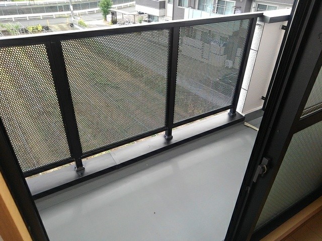 19/28 バルコニー