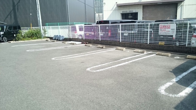 14/20 駐車場