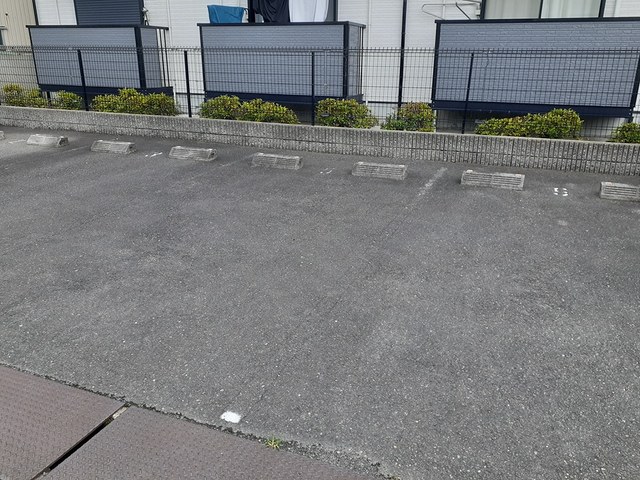 14/20 駐車場