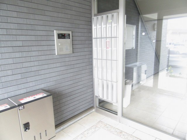 13/24 エントランス