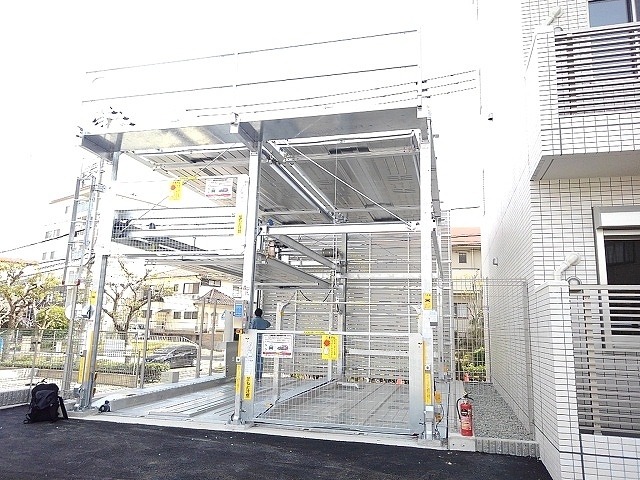 14/20 駐車場