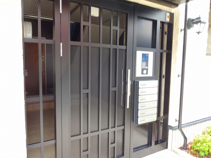 14/20 エントランス