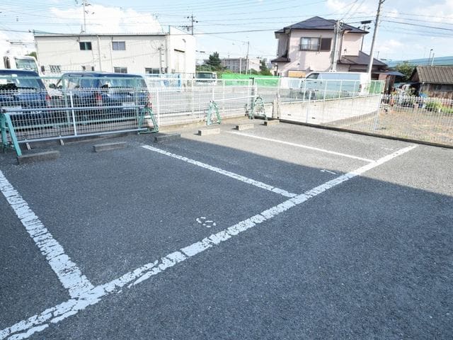 14/20 駐車場