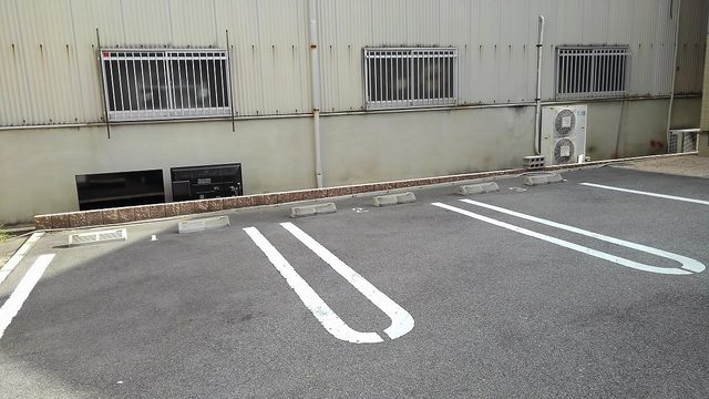 14/20 駐車場