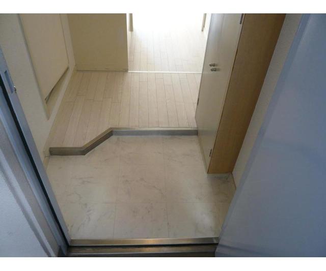 4/6 玄関