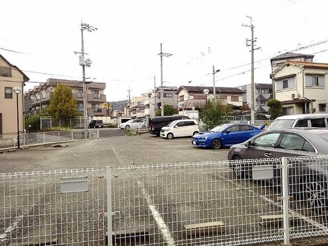 14/20 駐車場