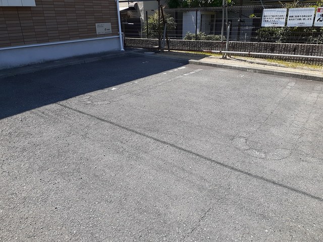 14/20 駐車場