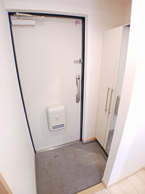 5/20 玄関