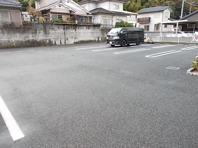 14/20 駐車場