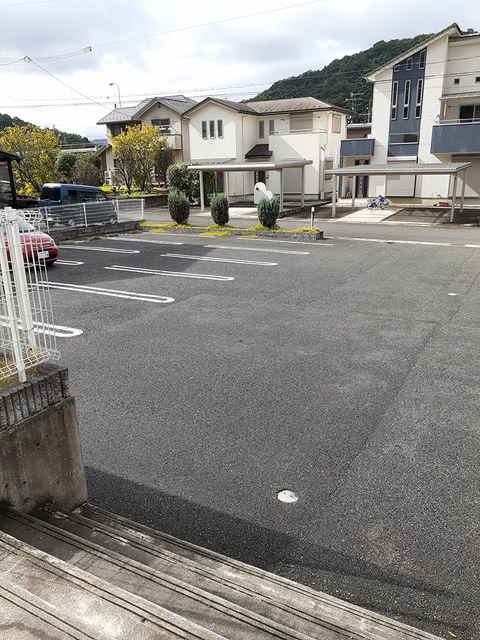 14/20 駐車場