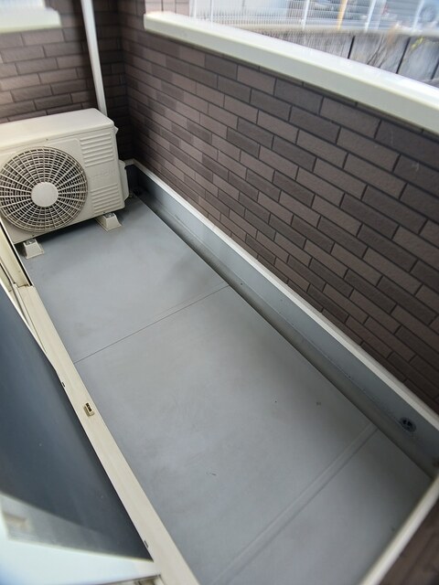 13/20 バルコニー