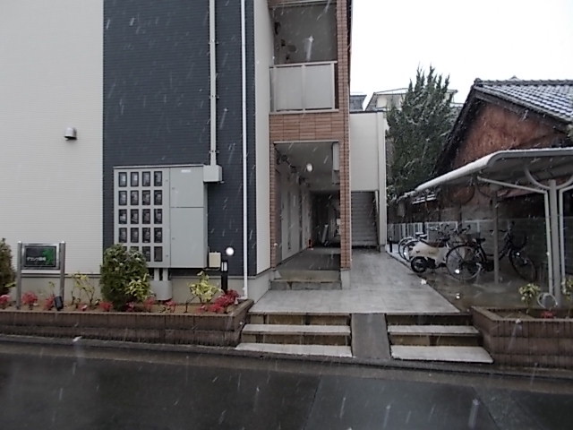 13/20 エントランス