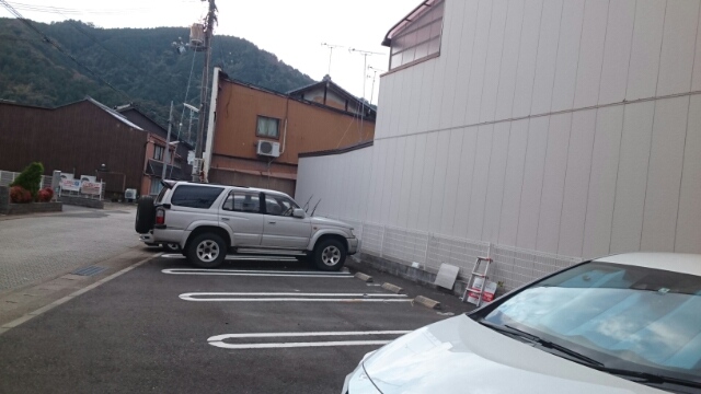 14/20 駐車場