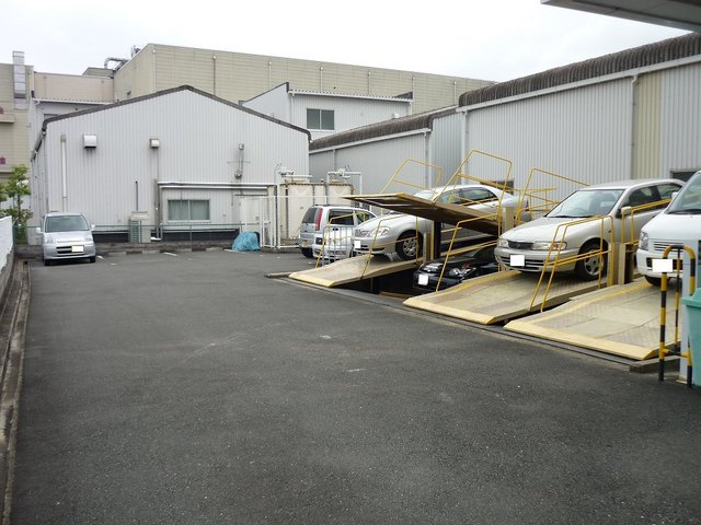 14/20 駐車場