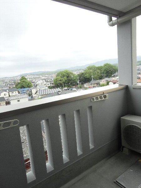 18/28 バルコニー
