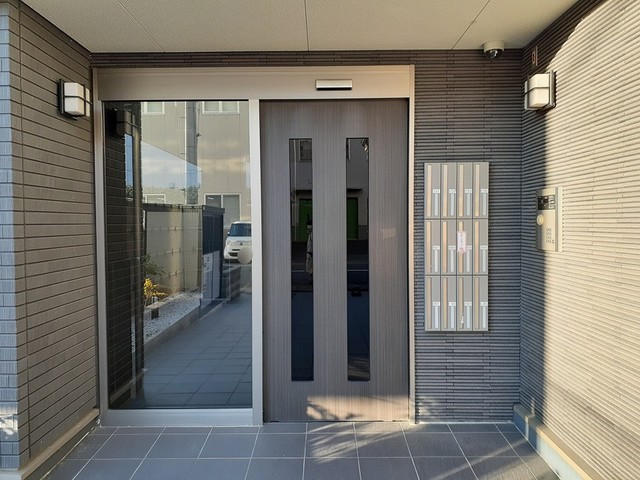 20/28 エントランス