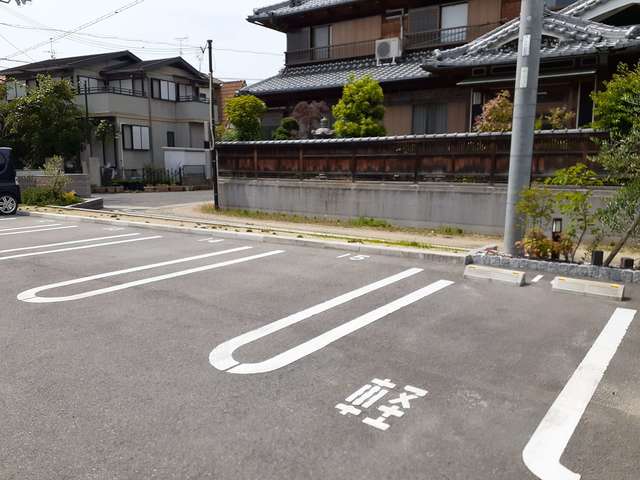 14/20 駐車場