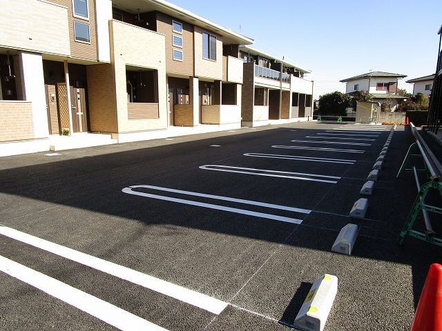 14/20 駐車場