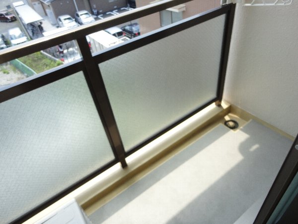 20/30 バルコニー