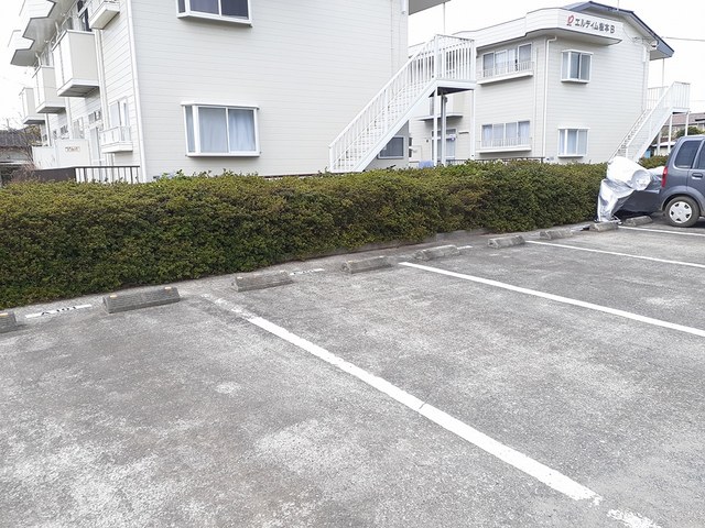 14/20 駐車場