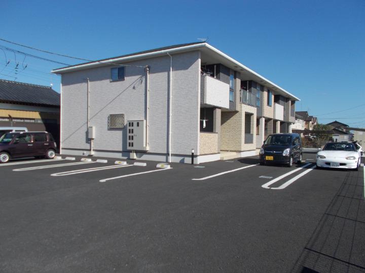 14/20 駐車場