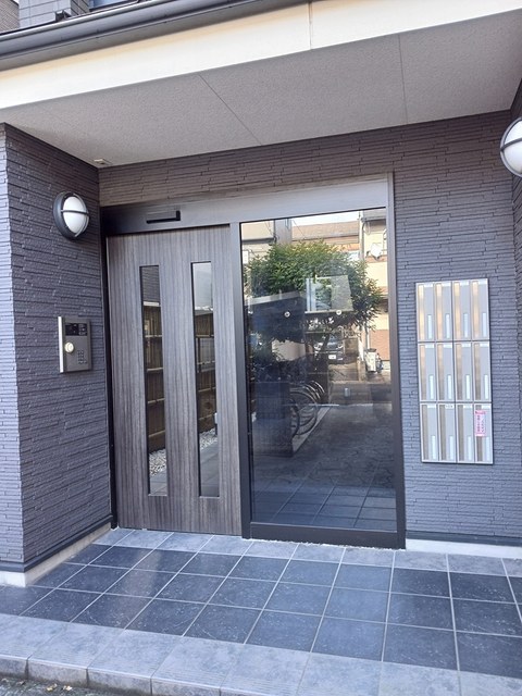 13/20 エントランス