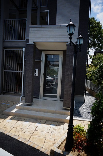 13/20 エントランス