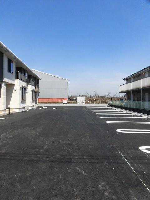 14/20 駐車場
