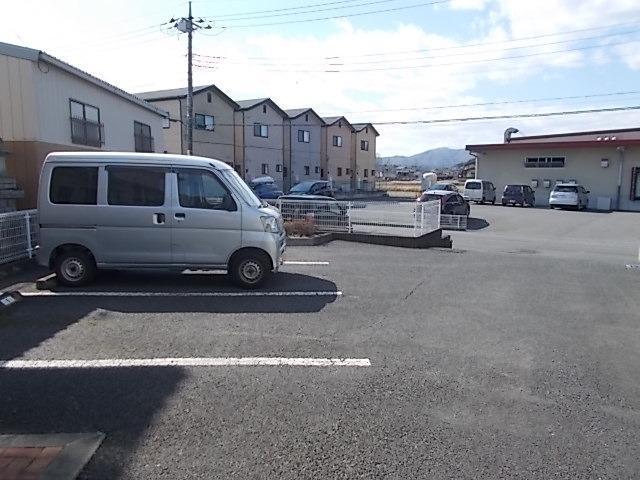 14/20 駐車場