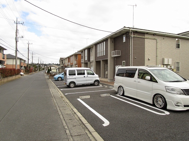14/20 駐車場