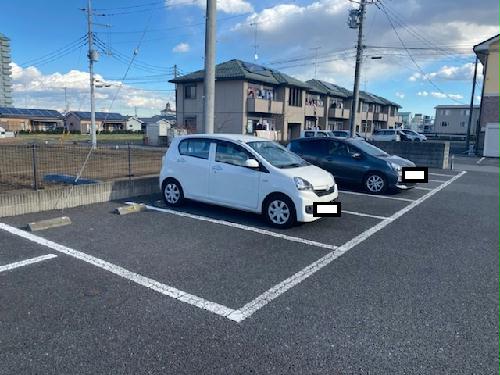 14/19 駐車場