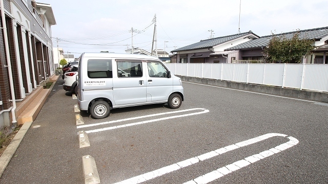 14/20 駐車場
