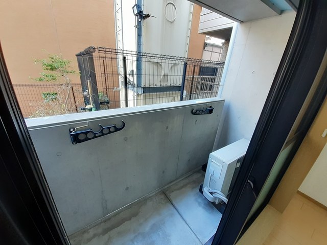 14/23 バルコニー