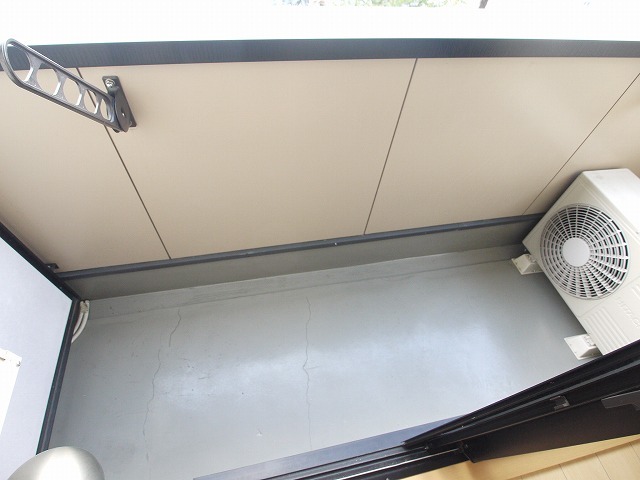 14/23 バルコニー