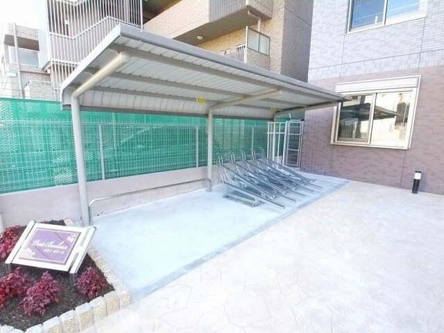 14/20 駐車場
