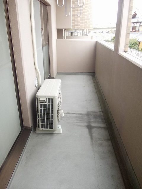 20/28 バルコニー