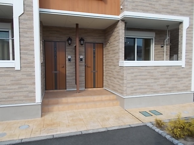 13/20 エントランス