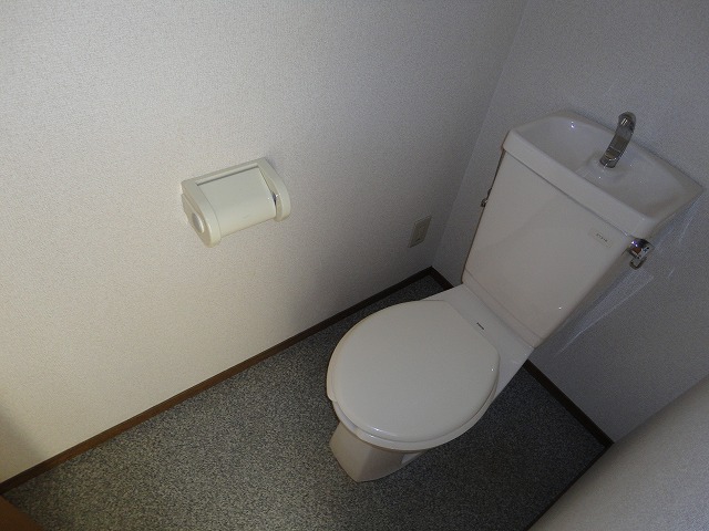 16/30 トイレ