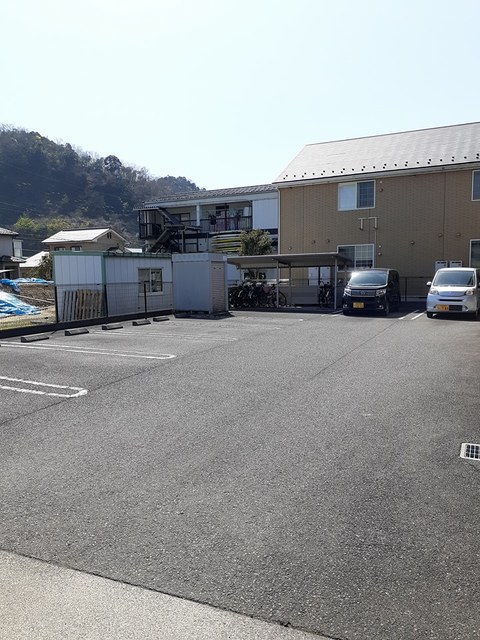 2/8 駐車場