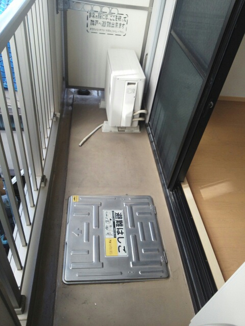 13/27 バルコニー