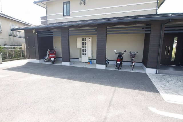 14/20 駐車場
