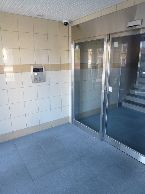 16/24 エントランス