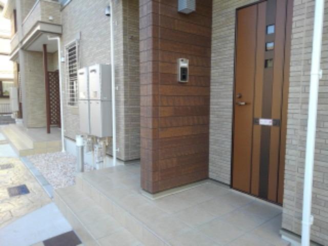 13/20 エントランス