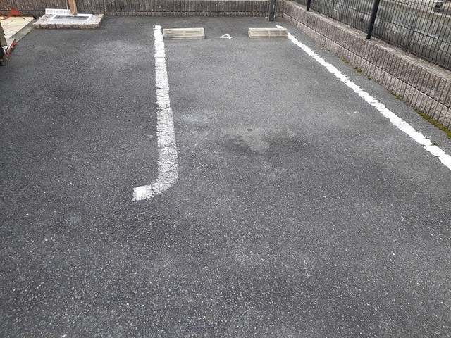 18/24 駐車場