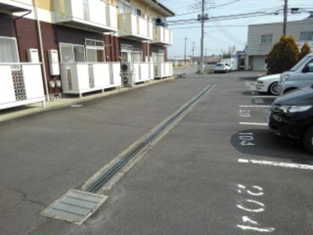 14/20 駐車場
